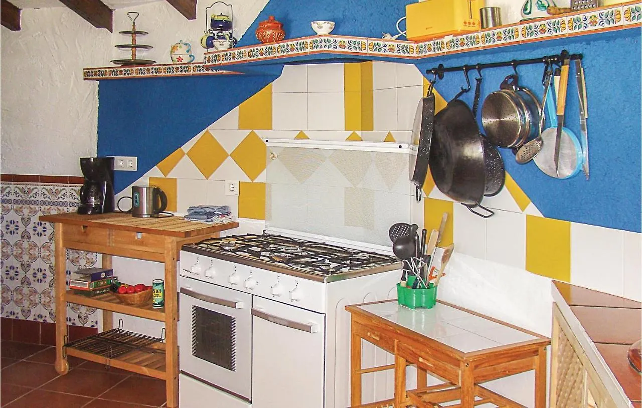 Amazing Home In El Borge With Kitchen בית נופש