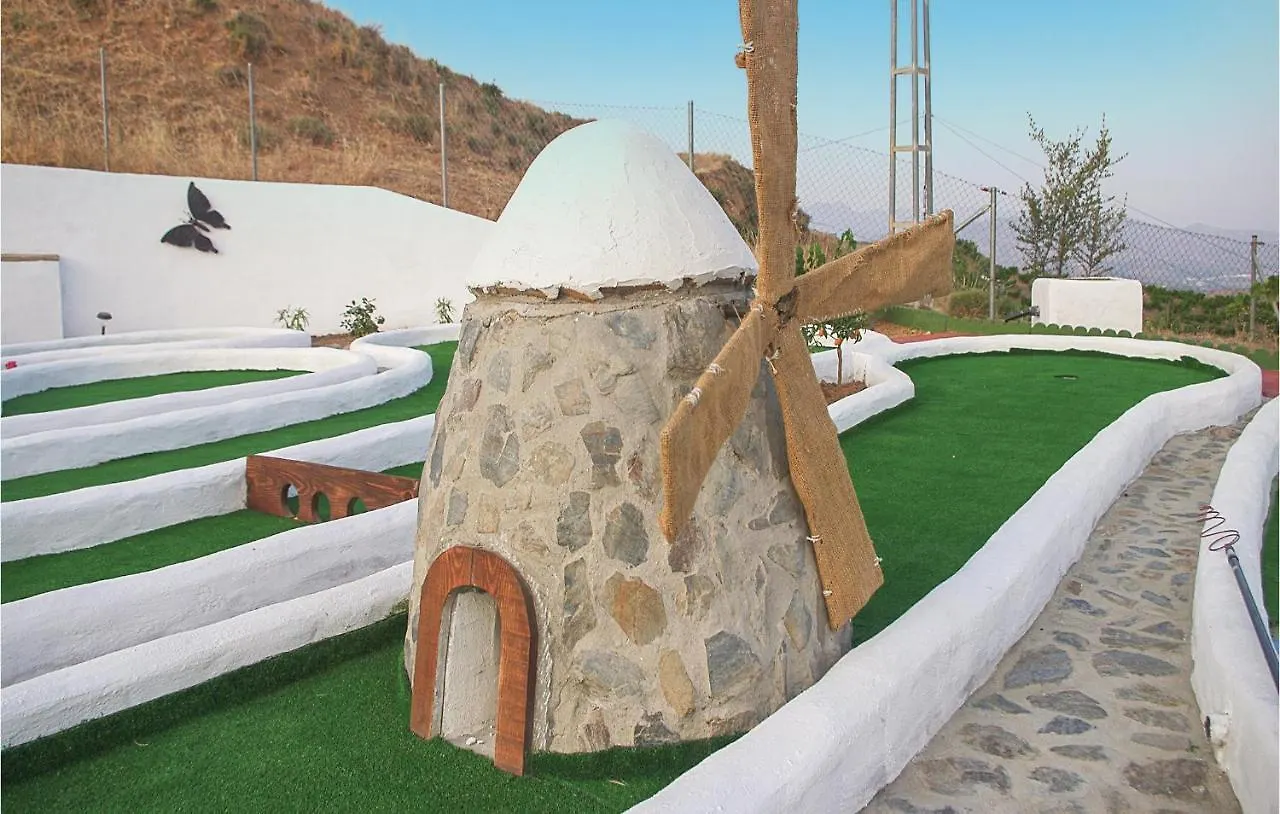 בית נופש Amazing Home In El Borge With Kitchen